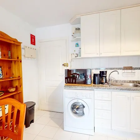 Estudio Flor De Jazmin En Denia Ideal Para Parejas Cerca Del Mar By Family Homes Rentals Denia