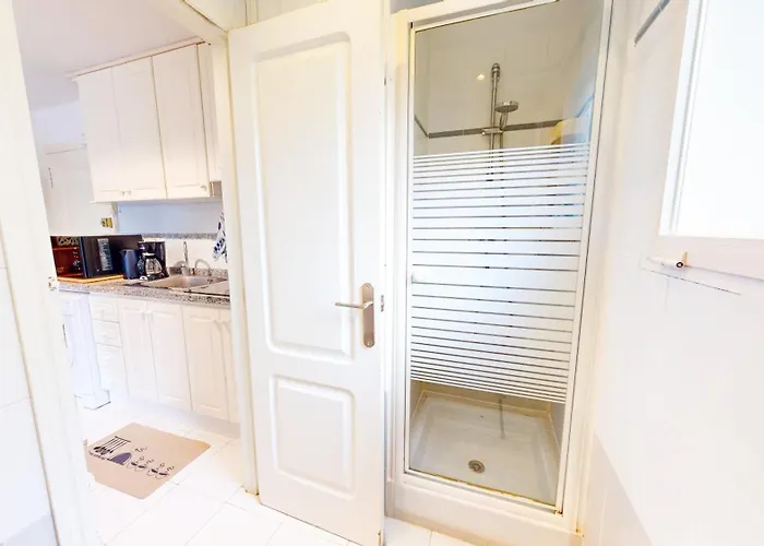 Estudio Flor De Jazmin En Denia Ideal Para Parejas Cerca Del Mar By Family Homes Rentals *