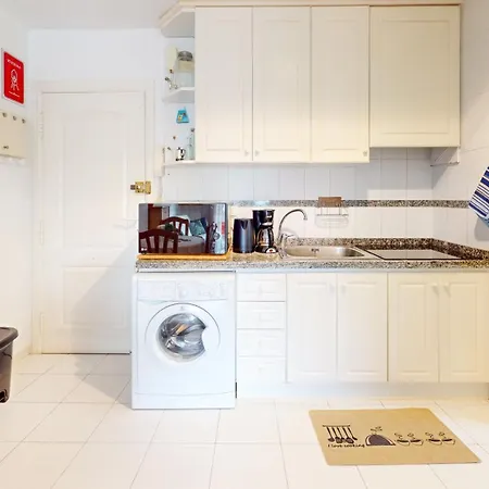 Apartment Estudio Flor De Jazmin Parejas A 100m Del Mar By Family Homes Denia