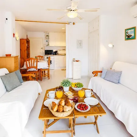 Apartment Estudio Flor De Jazmin Parejas A 100m Del Mar By Family Homes *